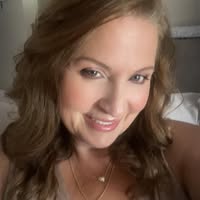 <em>Helene A., Melbourne, AU</em>